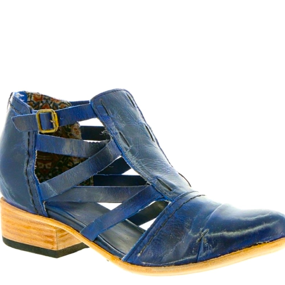 Rare FREEBIRD by STEVEN Shoes HOPE Cobalt Blue Leather Sandals Ankle Boots